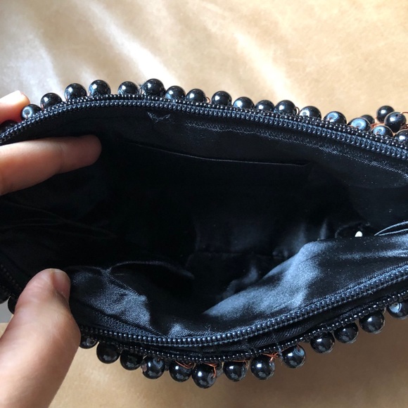 Hand beaded wire mesh bag - Picture 12 of 12